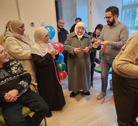 Officiële opening van woongemeenschap Manara door een van de bewoners.jpg